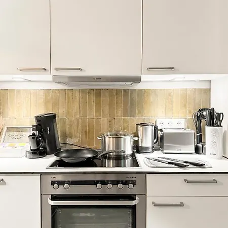 Apartment Modern Living: Hamburg & Baltic Sea Within 30 Min *