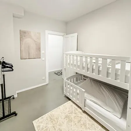 Modern Living: Hamburg & Baltic Sea Within 30 Min Apartamento