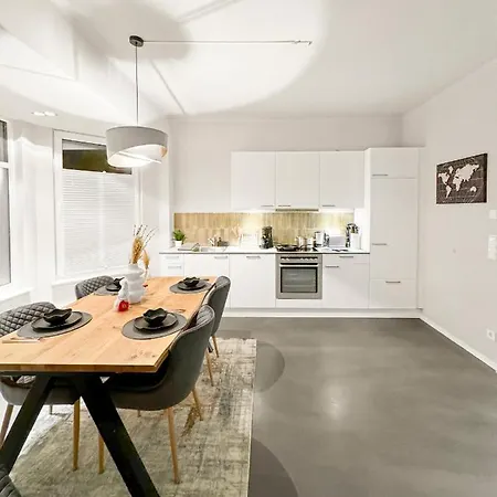 Modern Living: Hamburg & Baltic Sea Within 30 Min