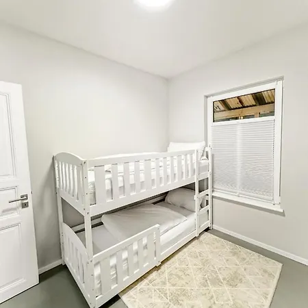 Modern Living: Hamburg & Baltic Sea Within 30 Min Apartamento *