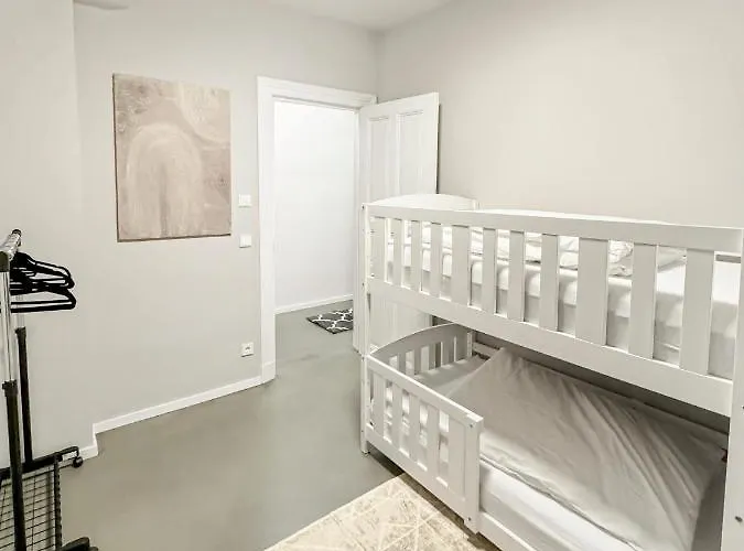 Modern Living: Hamburg & Baltic Sea Within 30 Min Apartamento